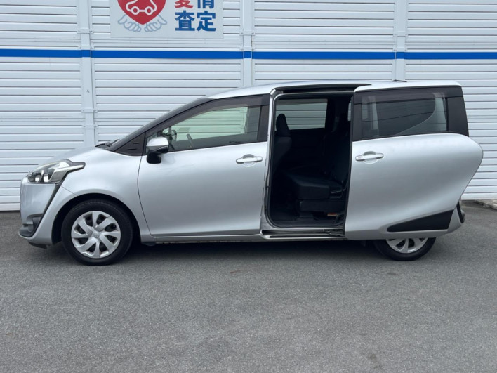 2017 Toyota Sienta DBA-NSP170G (UW-6a23909f30508)[22]