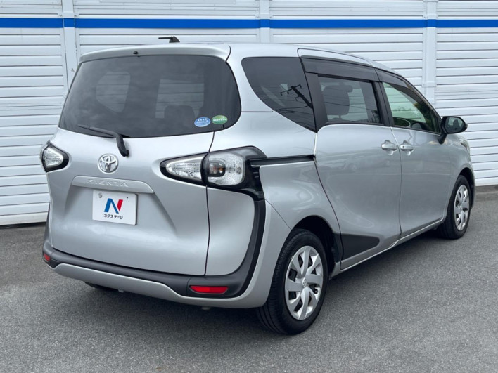 2017 Toyota Sienta DBA-NSP170G (UW-6a23909f30508)[21]