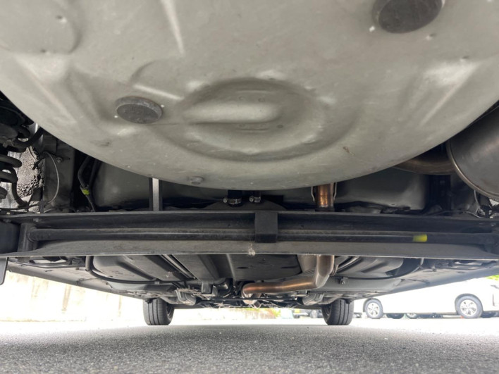 2017 Toyota Sienta DBA-NSP170G (UW-6a23909f30508)[13]