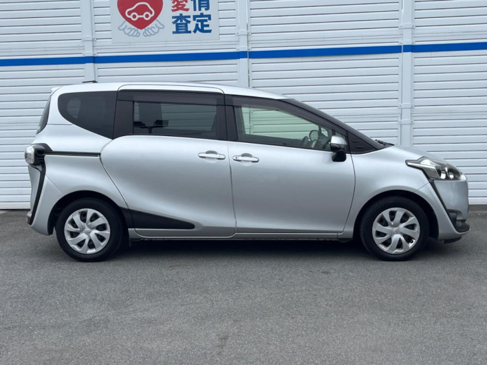 2017 Toyota Sienta DBA-NSP170G (UW-6a23909f30508)[20]