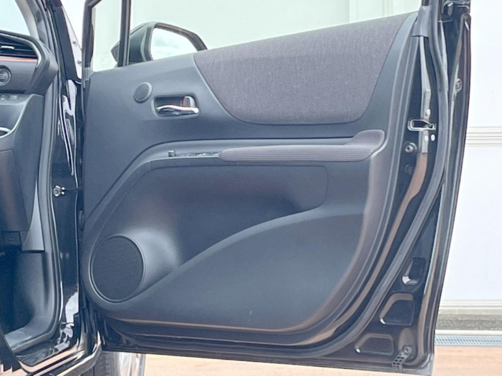 2019 Toyota Sienta DBA-NSP170G (UW-6a23909ff13e0)[1]