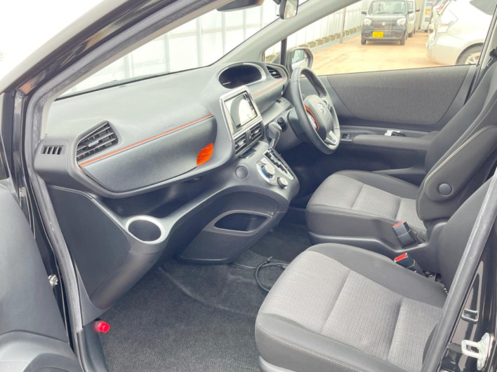 2019 Toyota Sienta DBA-NSP170G (UW-6a23909ff13e0)[4]