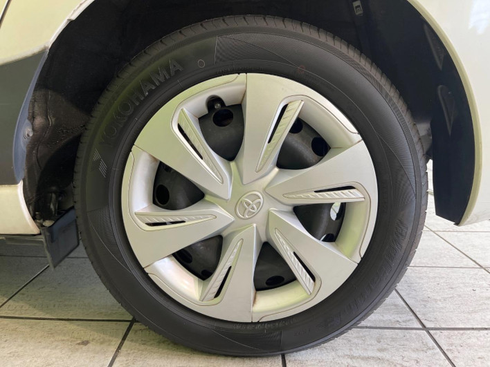 2019 Toyota Sienta DBA-NSP170G (UW-6a2390a004a13)[4]
