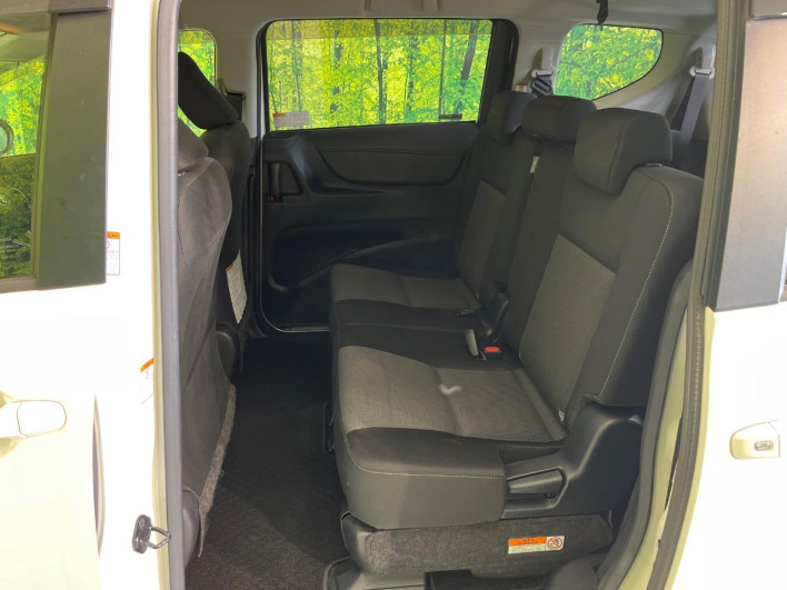 2019 Toyota Sienta DBA-NSP170G (UW-6a2390a004a13)[8]