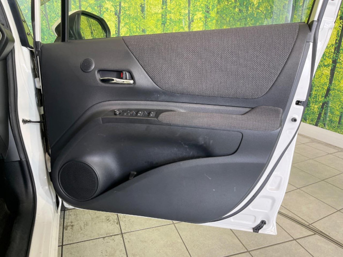2019 Toyota Sienta DBA-NSP170G (UW-6a2390a004a13)[22]