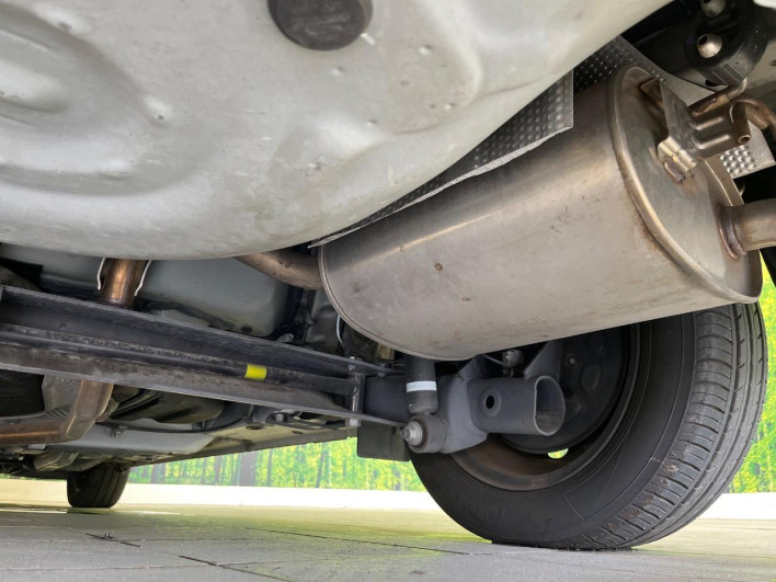 2019 Toyota Sienta DBA-NSP170G (UW-6a2390a004a13)[15]