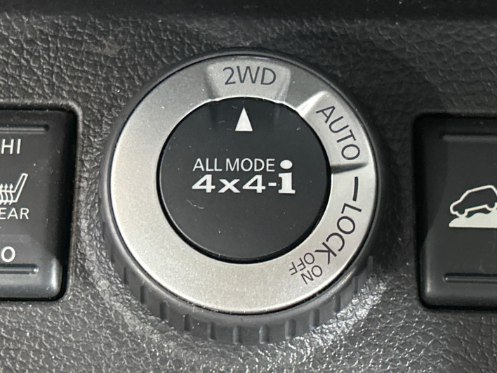 2011 Nissan X-Trail DBA-NT31 (UW-6a2390a191ec4)[22]