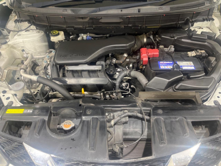 2015 Nissan X-Trail DBA-NT32 (UW-6a2390a410d04)[8]