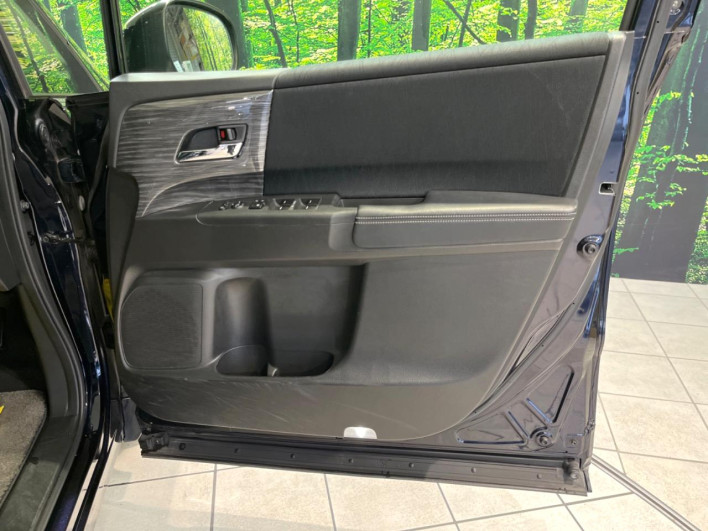 2014 Honda Odyssey DBA-RC1 (UW-6a2390a7a71e7)[29]
