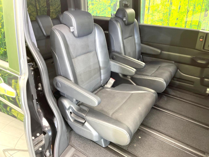 2013 Honda Stepwgn Spada DBA-RK5 (UW-6a2390aca5264)[14]