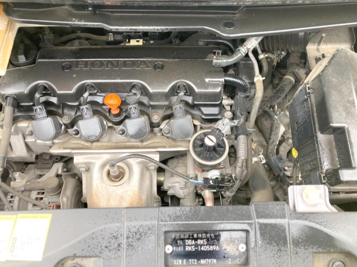 2014 Honda Stepwgn Spada DBA-RK5 (UW-6a2390acdd7e8)[5]