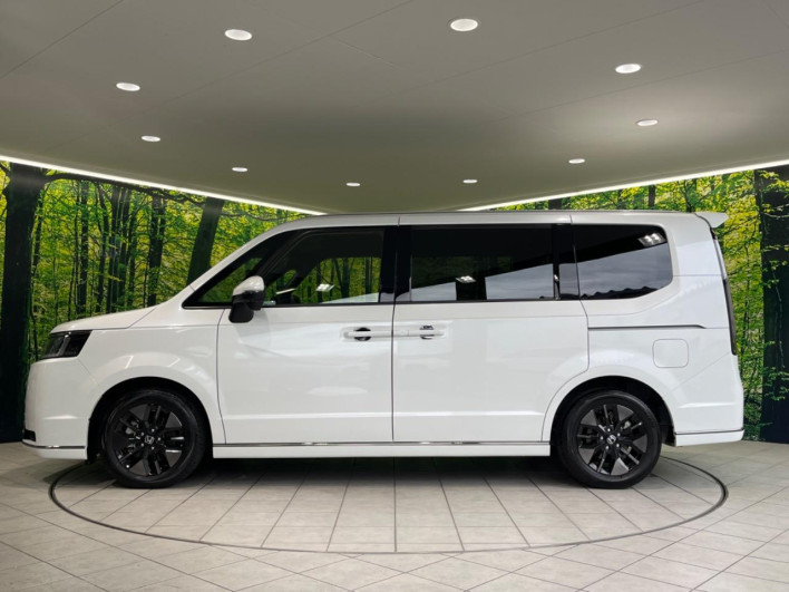 2023 Honda Step Wagon 6AA-RP8 (UW-6a2390af70c57)[13]