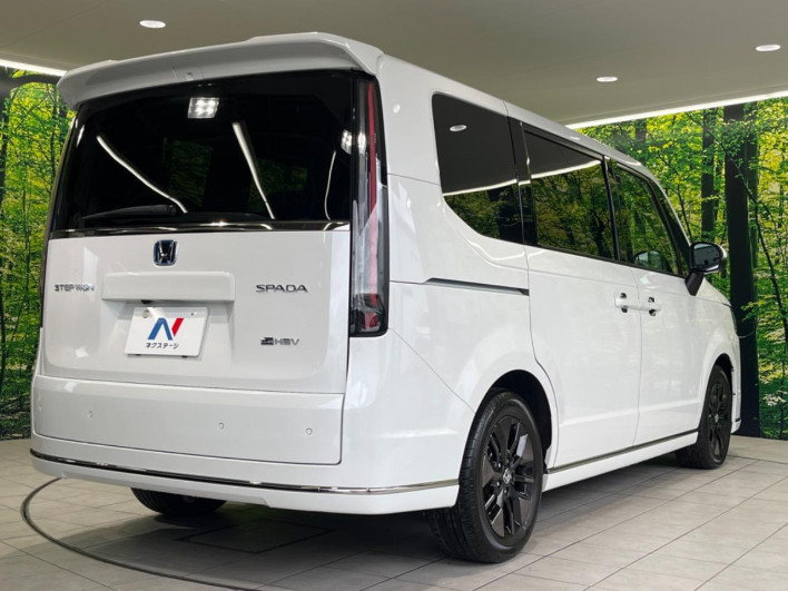 2023 Honda Step Wagon 6AA-RP8 (UW-6a2390af70c57)[10]
