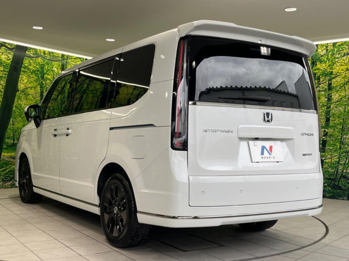 2023 Honda Step Wagon 6AA-RP8 (UW-6a2390af70c57)[12]