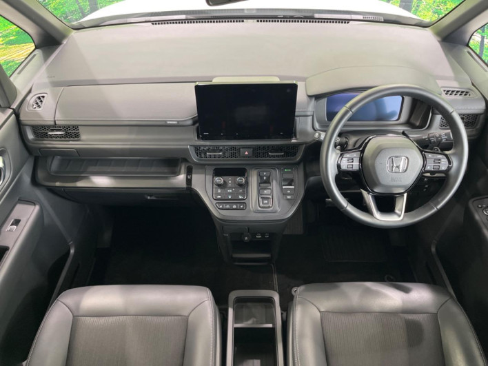 2023 Honda Step Wagon 6AA-RP8 (UW-6a2390af70c57)[27]
