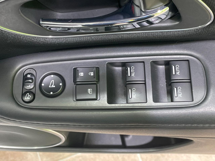 2017 Honda VEZEL DAA-RU3 (UW-6a2390b16cafd)[5]
