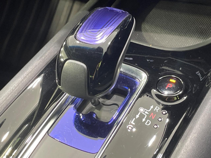 2017 Honda VEZEL DAA-RU3 (UW-6a2390b16cafd)[27]