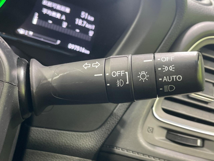 2017 Honda VEZEL DAA-RU3 (UW-6a2390b16cafd)[18]