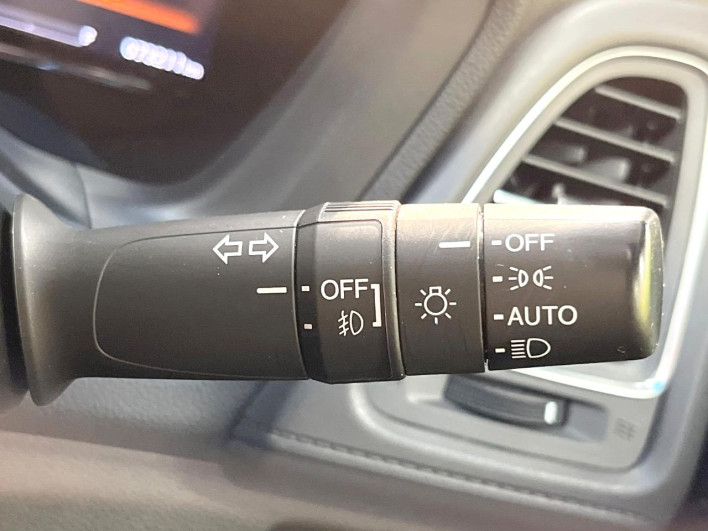 2017 Honda VEZEL DAA-RU3 (UW-6a2390b184fbc)[27]