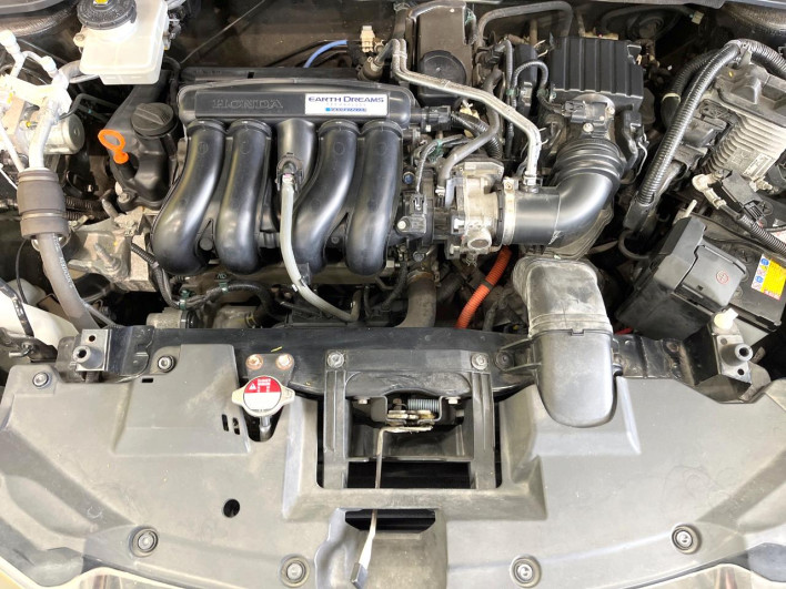 2017 Honda VEZEL DAA-RU3 (UW-6a2390b184fbc)[5]