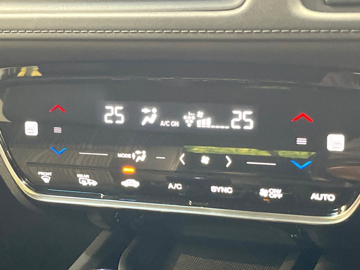 2017 Honda VEZEL DAA-RU3 (UW-6a2390b184fbc)[24]