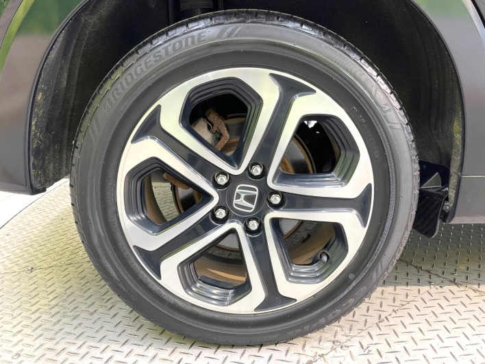2017 Honda VEZEL DAA-RU3 (UW-6a2390b184fbc)[13]