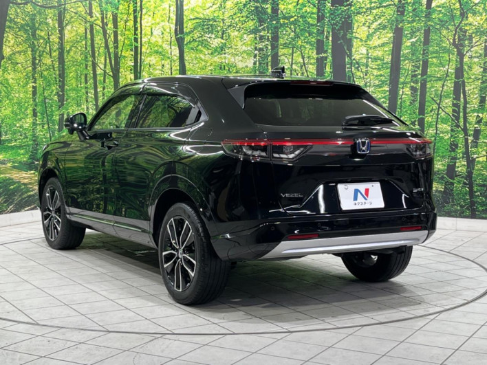 2024 Honda VEZEL 6AA-RV5 (UW-6a2390bb4f9cc)[10]