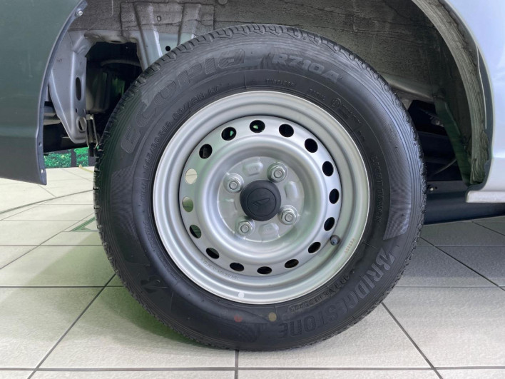 2022 Daihatsu Daihatsu Hijet Cargo 3BD-S700V (UW-6a2390bfa927b)[26]