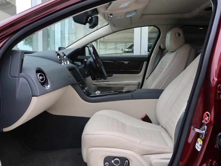 2017 Jaguar XJ CBA-J24MA (UW-6a2390c203d7d)[29]