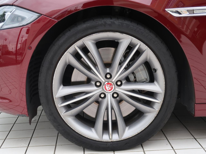 2017 Jaguar XJ CBA-J24MA (UW-6a2390c203d7d)[28]
