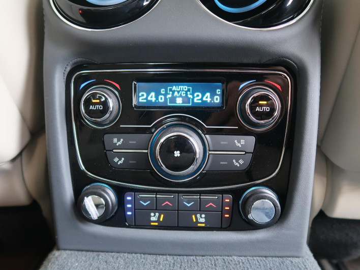 2017 Jaguar XJ CBA-J24MA (UW-6a2390c203d7d)[23]