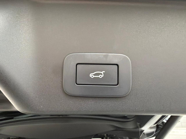 2023 Land Rover Range Rover Evoque 5BA-LZ2XA (UW-6a2390c4c51a8)[14]