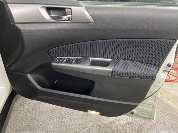2012 Subaru Forester DBA-SHJ (UW-6a2390c4e4a47)[12]