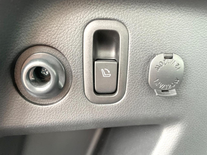 2015 Subaru Forester DBA-SJ5 (UW-6a2390c5c4d3d)[23]