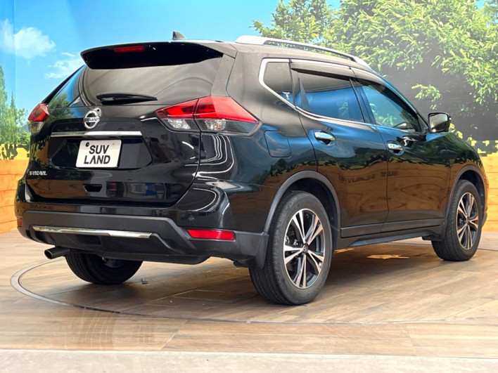 2017 Nissan X-Trail DBA-T32 (UW-6a2390cd46045)[6]