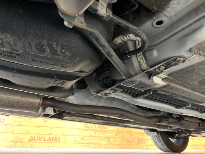 2017 Nissan X-Trail DBA-T32 (UW-6a2390cd46045)[17]