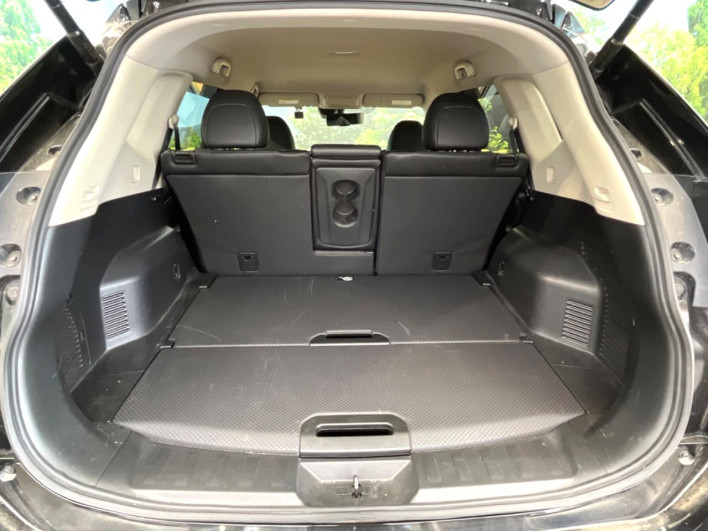 2017 Nissan X-Trail DBA-T32 (UW-6a2390cd46045)[21]