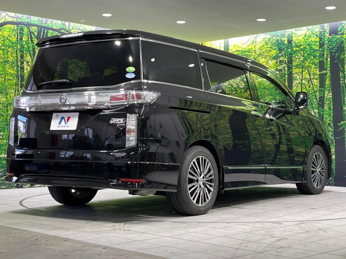2016 Nissan Elgrand DBA-TNE52 (UW-6a2390cf66133)[25]