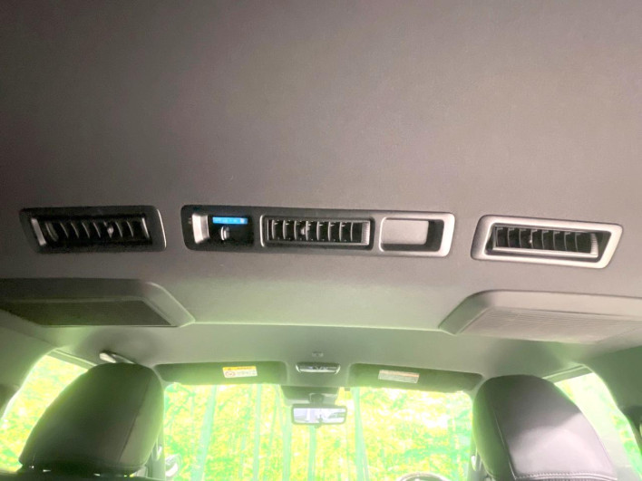 2022 Toyota Hiace Van 3BF-TRH200V (UW-6a2390cf84b66)[23]