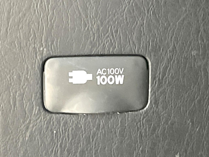 2022 Toyota Hiace Van 3BF-TRH200V (UW-6a2390cf84b66)[21]