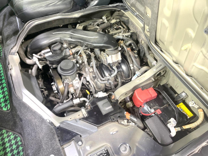 2022 Toyota Hiace Van 3BF-TRH200V (UW-6a2390cf84b66)[12]