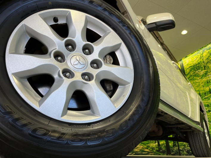 2012 Mitsubishi Pajero LDA-V98W (UW-6a2390db2adac)[11]