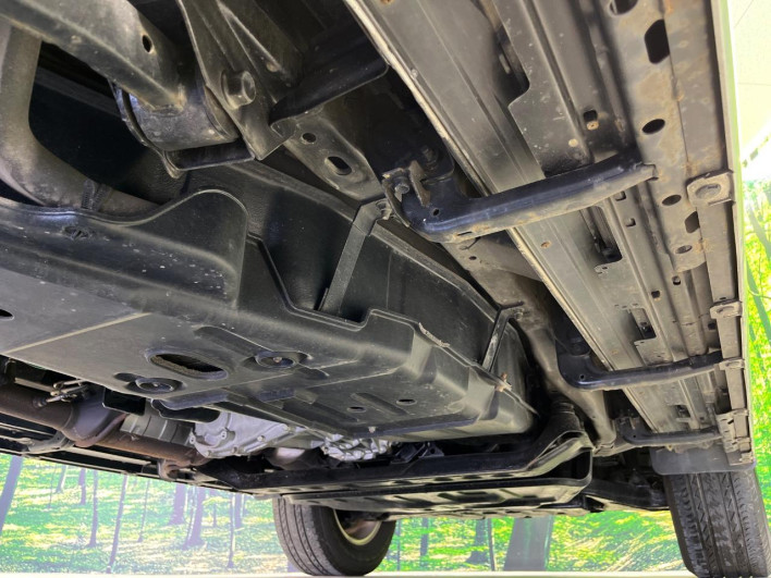 2012 Mitsubishi Pajero LDA-V98W (UW-6a2390db2adac)[25]