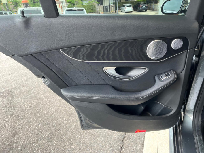2019 Mercedes Benz C CLASS STATION WAGON LDA-205214 (UW-6a2390edca145)[20]