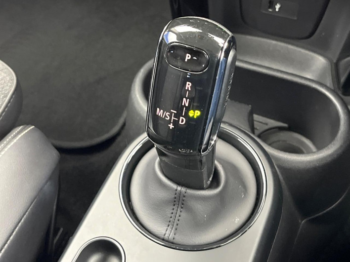 2021 Rover Mini 3DA-XV15MW (UW-6a2390ef04e91)[20]