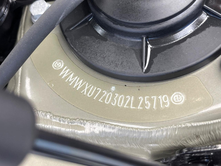 2019 Rover Mini DBA-XU15M (UW-6a2390f0aba4d)[1]