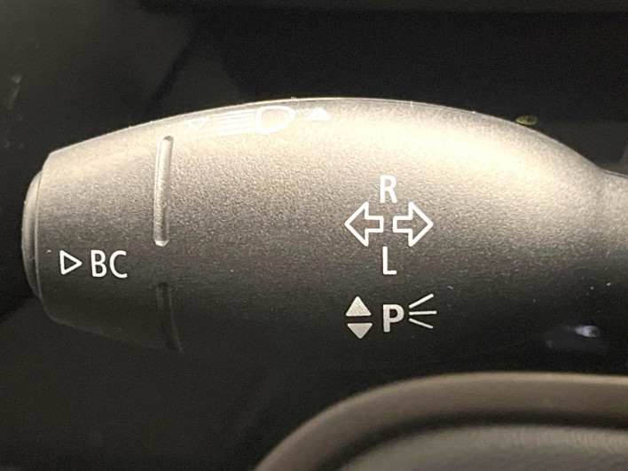 2017 Rover Mini LDA-YT20 (UW-6a2390f11fc57)[26]