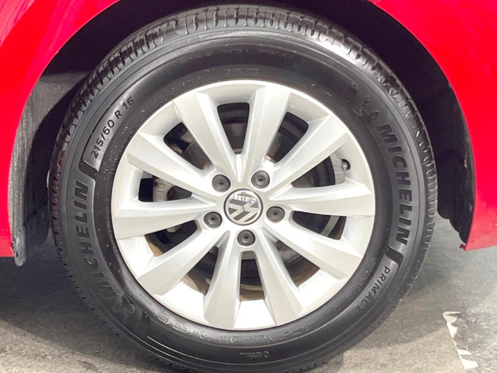 2016 Volkswagen The Beetle DBA-16CBZ (UW-6a2390f3957f1)[8]
