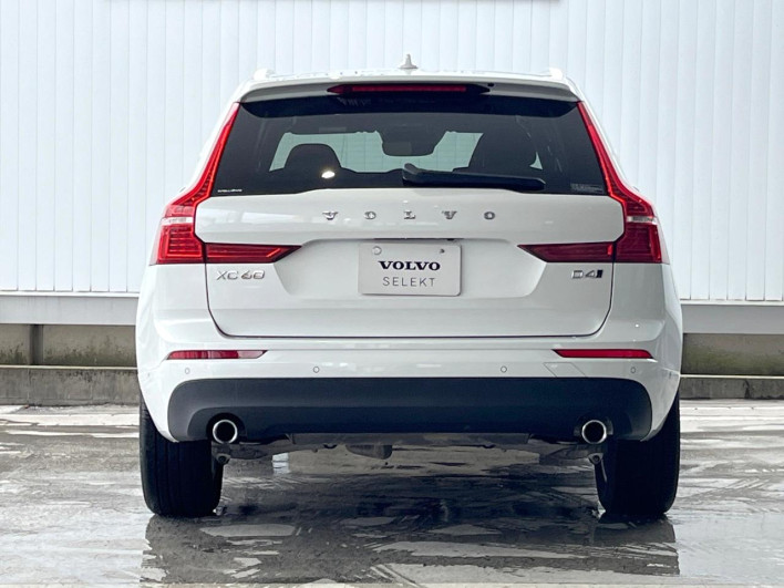 2018 Volvo XC60 LDA-UD4204TXC (UW-6a2390f63eb1b)[6]