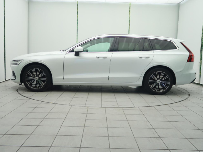 2019 Volvo V60 DBA-ZB420 (UW-6a2390f7aa5ce)[0]